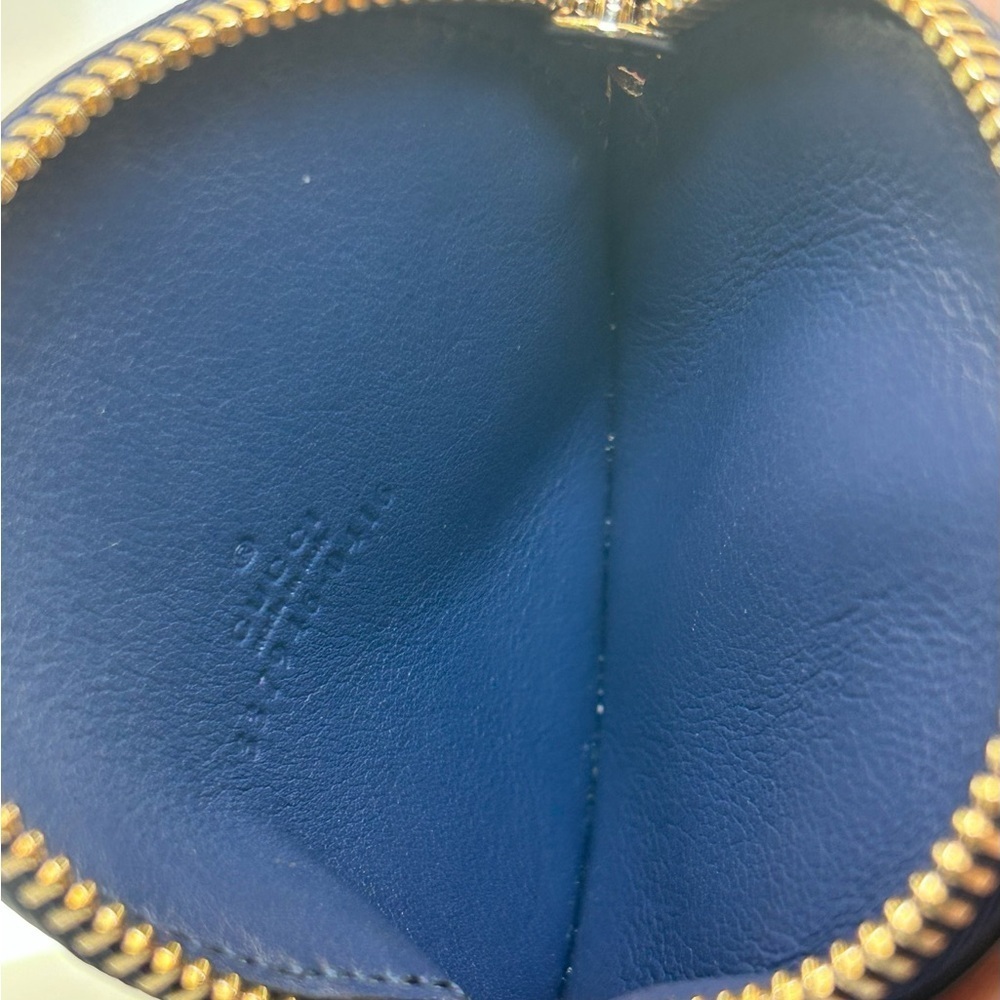 Gucci Midnight Blue Leather Pouch - Picture 12 of 13